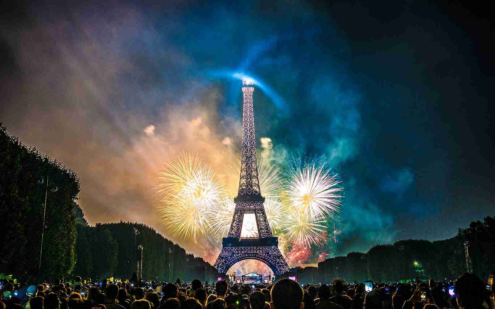 Celebrating Bastille Day in Paris: Our Full 2025 Guide